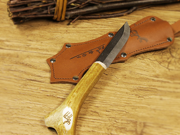 [５０％OFF 定価 4800円 アウトレットセール] Puukko プーッコ｜トナカイ角l サーミ手書き象形文字 北欧フィンランド ラップランド製 画像大2