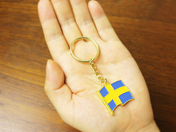Nordic Souvenir / ノルディックスーベニア スウェーデン国旗のキーホルダー 画像大5