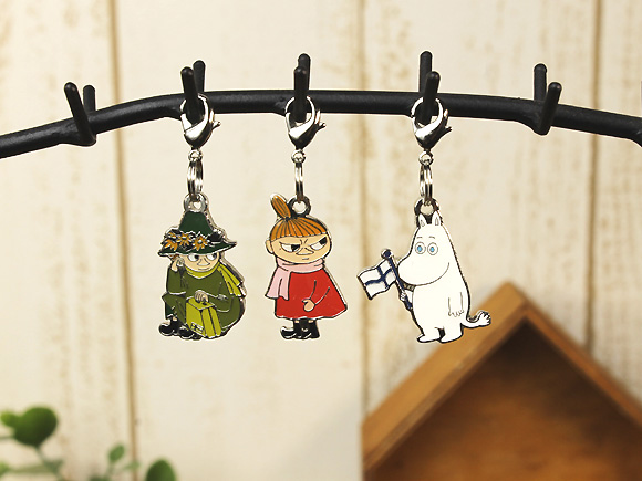 [３０％OFF 定価 1250円 在庫処分セール品] Moomin ムーミン谷の仲間たち チャームセット/ファスナーホルダー/北欧雑貨/アクセサリー 写真3