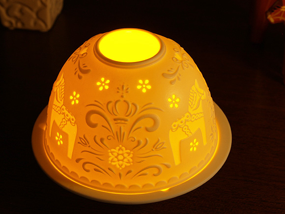 北欧ダーラナホース＆クルビッツ 陶器製ドームキャンドルライト(LEDティーライト電池付き) 画像大2