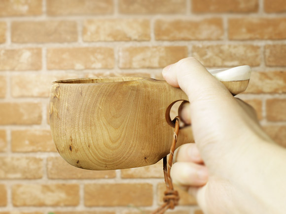 アットテリア_オリジナル ＋ Pahkataide パッカタイデ｜ククサ(kuksa) ヴィサコイブ(visakoivu)カーリーバーチ｜角飾り-003｜1つ穴ハンドル 160cc 画像大7