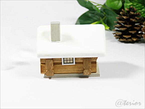 北欧スウェーデンハウス 木製ミニチュア トムテコテージ 画像大2