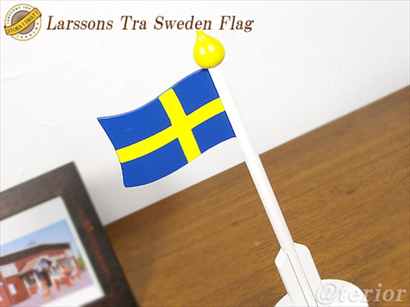 Larssons Tra（ラッセントレー）北欧インテリア雑貨 スウェーデン 国旗ウッドスタンド イエローのしずく Mサイズ 画像大1