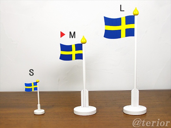 Larssons Tra（ラッセントレー）北欧インテリア雑貨 スウェーデン 国旗ウッドスタンド イエローのしずく Mサイズ 画像大2