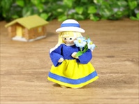 [４０％OFF 定価 2150円 在庫処分セール品] Butticki社製 北欧の人形 白い帽子の女の子